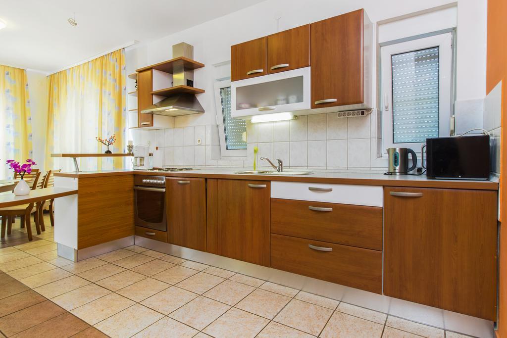 Vila Jadranka Водице Екстериор снимка