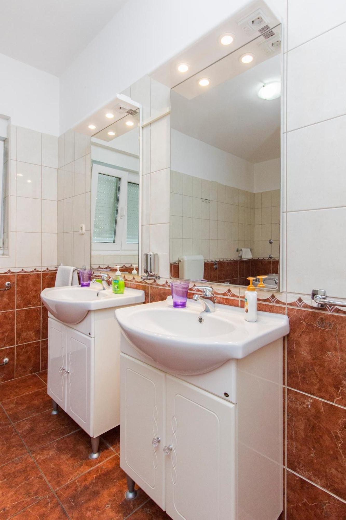 Vila Jadranka Водице Екстериор снимка