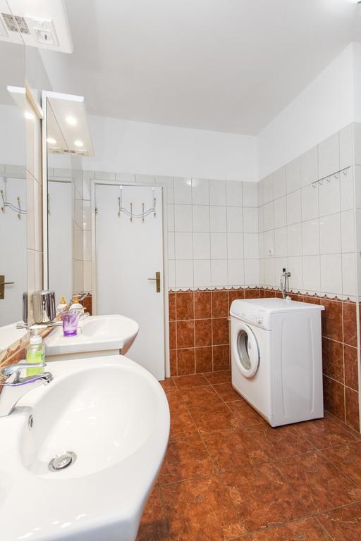 Vila Jadranka Водице Екстериор снимка