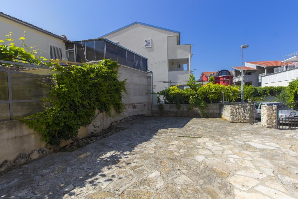 Vila Jadranka Водице Екстериор снимка
